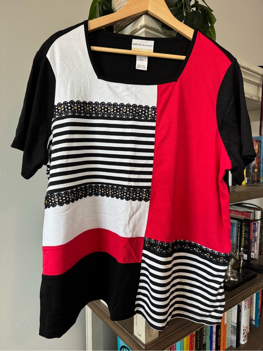 Alfred Dunner Red, Black & White Colorblock Short Sleeve Tee